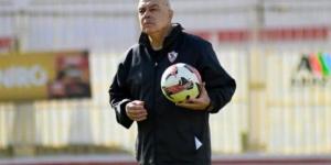 أحمد عيد عبد الملك: الزمالك يحتاج 4 صفقات.. وجروس لا يثق في البدلاء