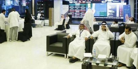 سوق الأسهم السعودية يرتفع 0.5% خلال أسبوع بدعم قطاع البنوك