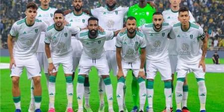 الأهلي يعلن تجديد عقود 3 لاعبين.. تفاصيل