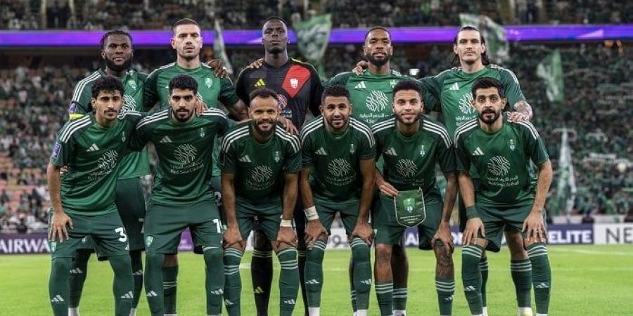 الأهلي السعودي يتعادل مع الاستقلال الإيراني في دوري أبطال آسيا