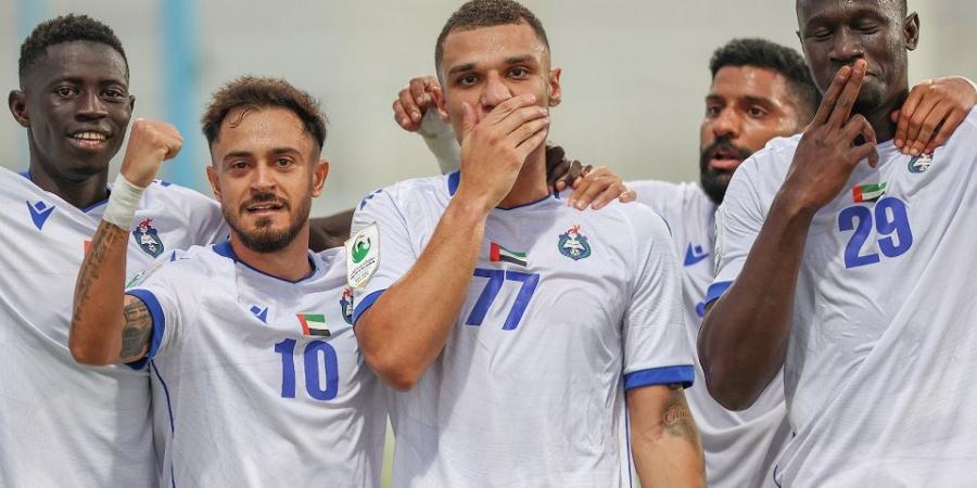 العربي يحسم «ديربي» دوري الدرجة الأولى بـ 10 لاعبين