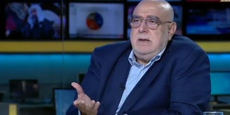 مصطفى حمدان: لم يبق لنا إلا كرامتنا ورشاشنا وصاروخنا لكي نموت كالاشجار وقوفا