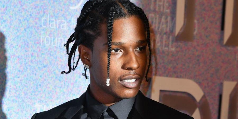 07:40
مشاهير عالمية

A$AP Rocky ينضم إلى فيلم "Highest 2 Lowest" إلى جانب كل من دينزل واشنطن وآيس سبايس