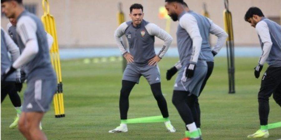 سيناريوهات تأهل منتخب الإمارات على حساب عمان بعد تأزم موقفه