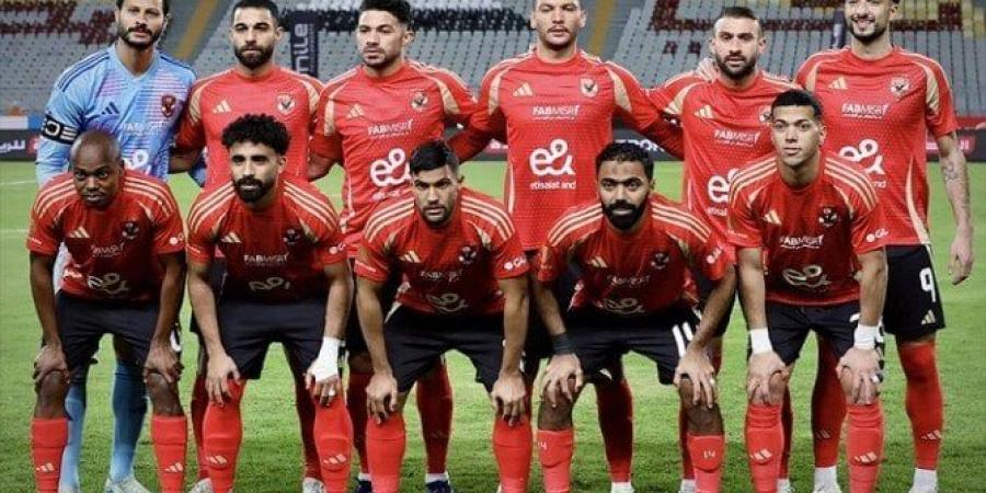 قائمة الأهلي لمباراة سموحة في الدوري الممتاز.. استبعاد بيرسي تاو