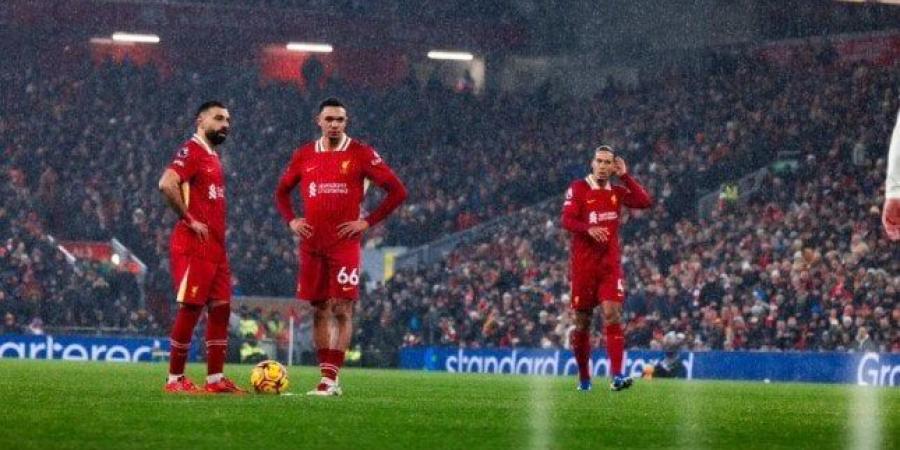 أرني سلوت يعلن تشكيل ليفربول ضد توتنهام في كأس كاراباو.. ما هو موقف محمد صلاح؟