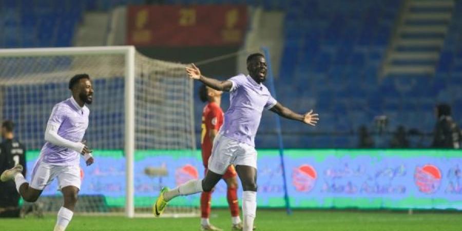 دوري روشن السعودي: التعاون يتغلب على القادسية بثلاثيّة