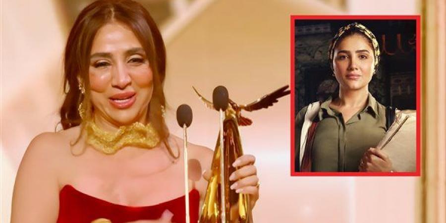 مها سليم تحصد جائزة أفضل مسلسل عن "نعمة الأفوكاتو" من joy awards