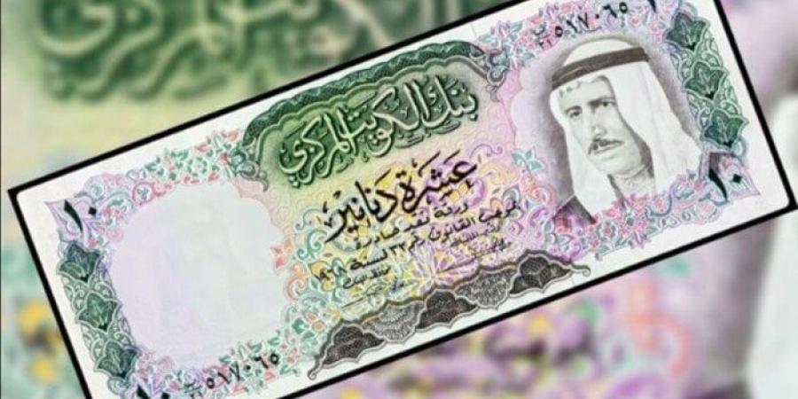 في بنك القاهرة بـ 163.55 جنيه.. سعر الدينار الكويتي اليوم الأحد 19 يناير 2025