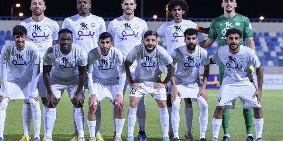 بث مباشر.. الرائد يواجه الأخدود في دوري روشن السعودي