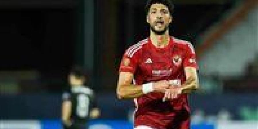 شوبير يعلن غياب وسام أبو على مهاجم الأهلى عن مباراة بيراميدز فى الدوري