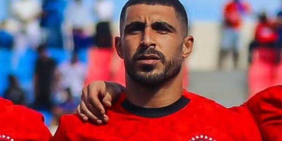 مدافع المنتخب يوقع للزمالك 3 مواسم